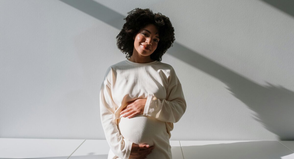 6 mythes et réalités sur les cheveux des femmes enceintes